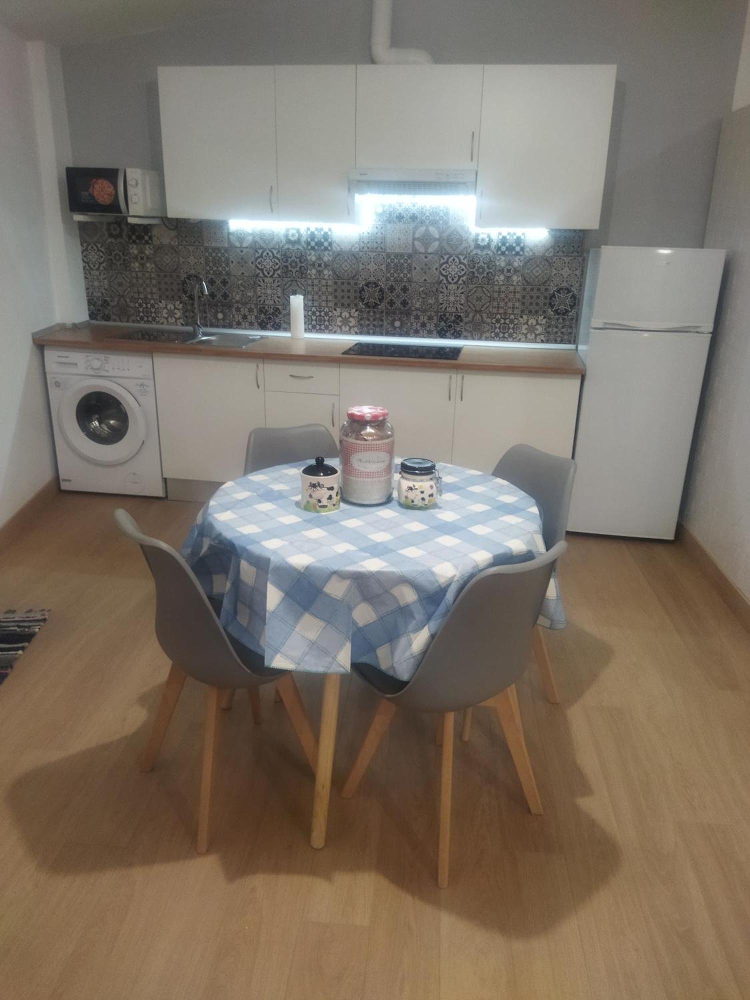 Atico Entero Con Habitacion En Корелья Екстер'єр фото